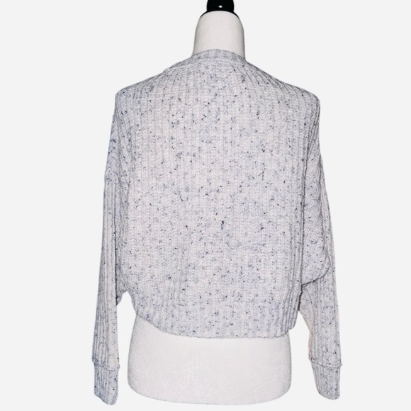 Free‎ People On Your Side Blue Multi Cable Knit Pullover Sweater Women’s Size XS - Picture 2 of 13